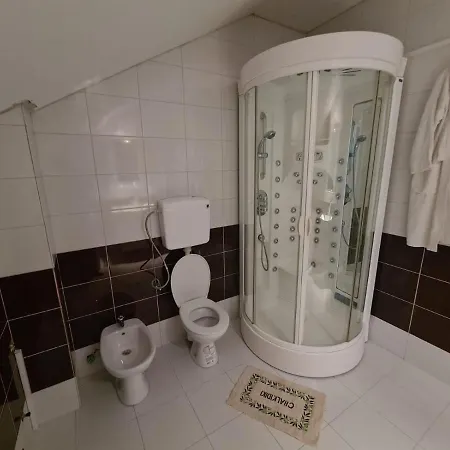 Mladenovic Apartman *